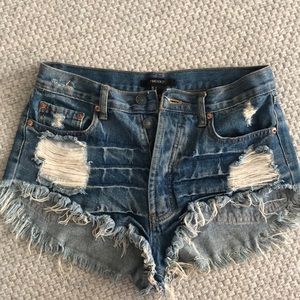 GOOD CONDITION! Forever 21 denim shorts
